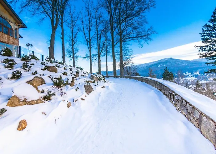 Hotelove Z Sauna Przy Strumieniu كارباش