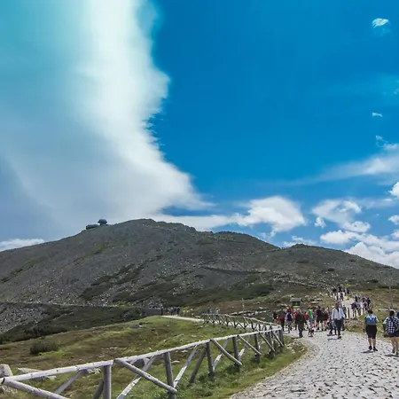 Hotelove Z Sauna Przy Strumieniu Lägenhet Karpacz