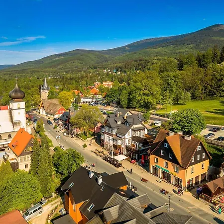 Hotelove Z Sauna Przy Strumieniu