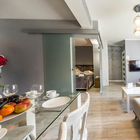 Hotelove Z Sauna Przy Strumieniu Apartman