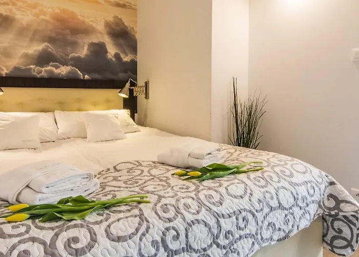 Hotelove Z Sauna Przy Strumieniu